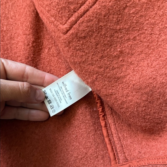 The Ganna Wool Jacket - Picture 3 of 5